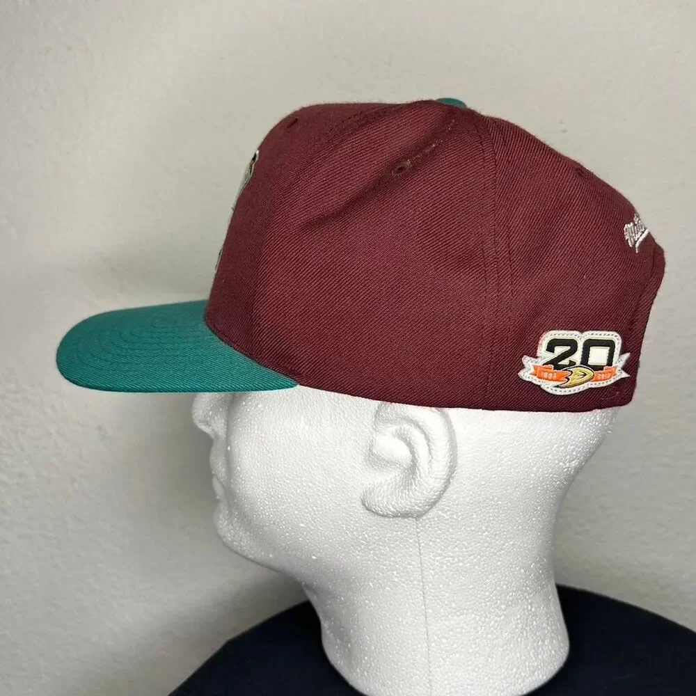 Mitchell-ness Mighty ducks Burgundy and Red Hat
